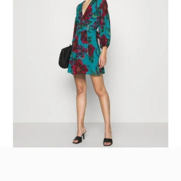 Farm Rio Brilliant Floral Mini Dress Size: M - Picture 6 of 8